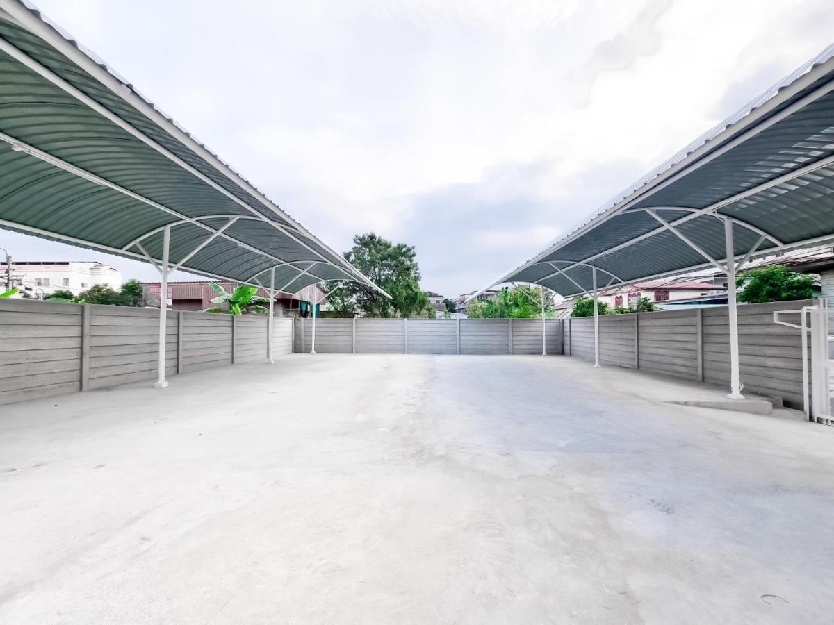 The Zai Apartment Ban Krathum Lom Exterior foto